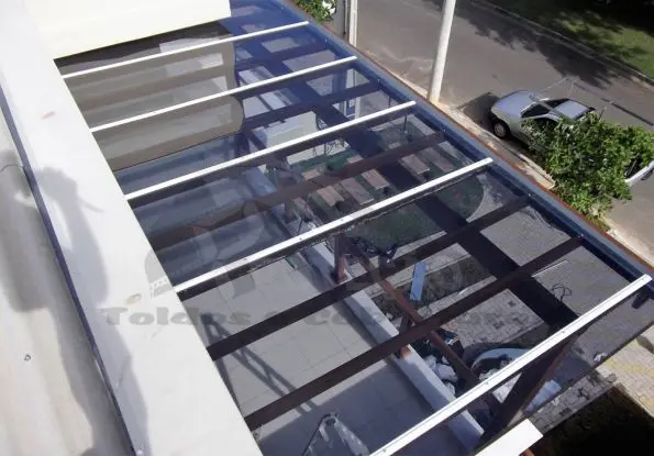 Policarbonato Compacto Toldos Proteção