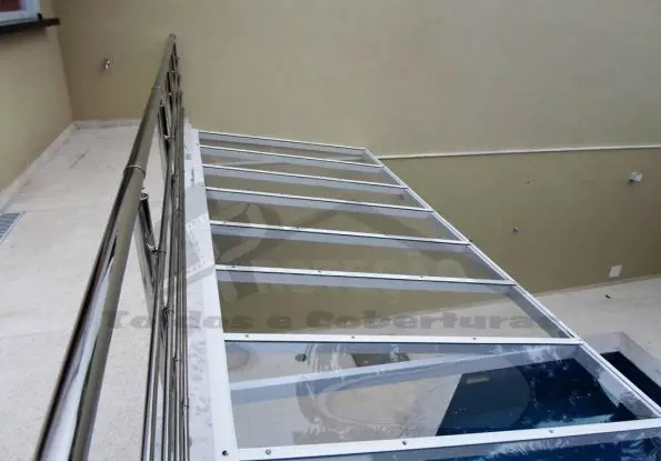 Policarbonato Compacto Toldos Proteção